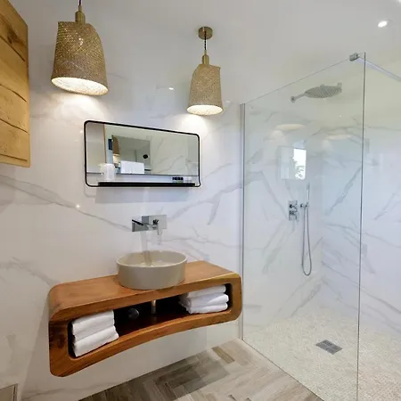 Domaine Pozzo Di Mastri & Figari (Corsica)