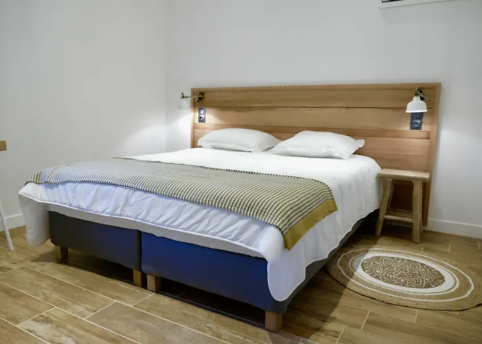 Hotel Domaine Pozzo Di Mastri Et 4*