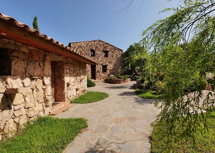 Hotel Domaine Pozzo Di Mastri Et