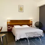 Domaine Pozzo Di Mastri & Szálloda Figari