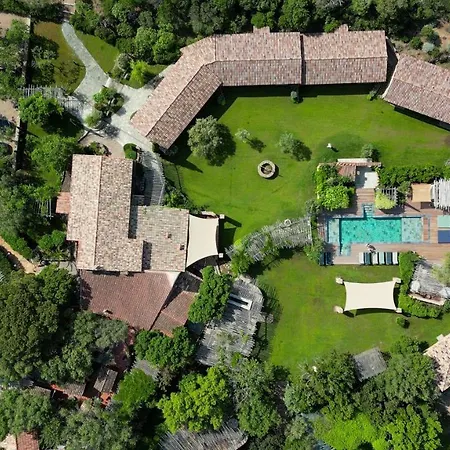Domaine Pozzo Di Mastri Hotel & Spa Hotel 3*