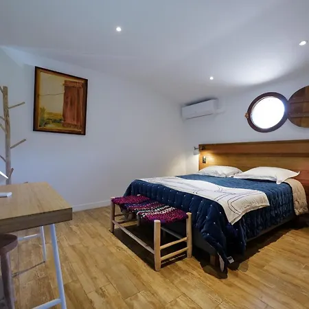 Domaine Pozzo Di Mastri & Hotel Figari (Corsica)