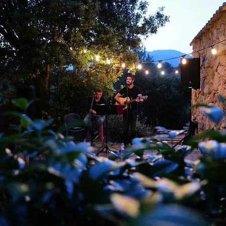 Domaine Pozzo Di Mastri Hotel & Spa 3* Figari (Corsica)