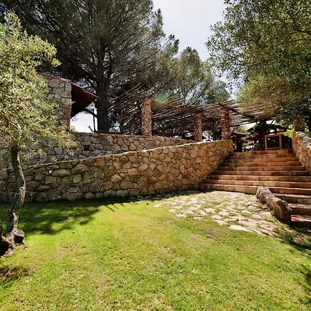 Hotel Domaine Pozzo Di Mastri Hotel & Spa