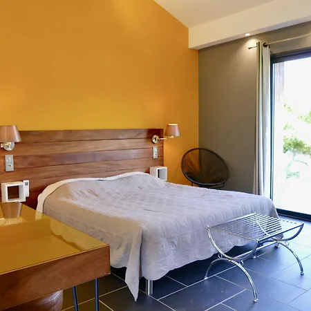 Szálloda Domaine Pozzo Di Mastri & 4*