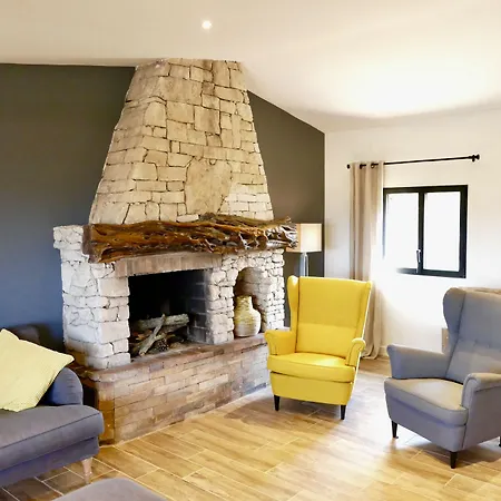 Domaine Pozzo Di Mastri & 4*