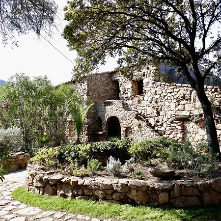 Hotel Domaine Pozzo Di Mastri Et