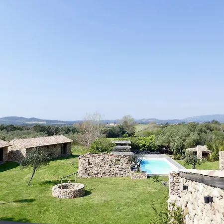 Domaine Pozzo Di Mastri Et Hotel 4*