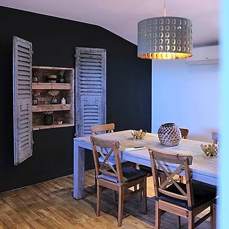 Domaine Pozzo Di Mastri & Отель Фигари
