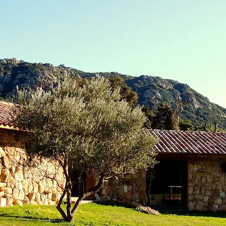 Hotel Domaine Pozzo Di Mastri Hotel & Spa