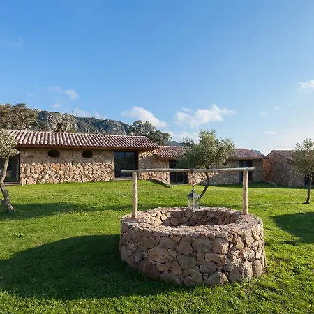 Domaine Pozzo Di Mastri & 4*