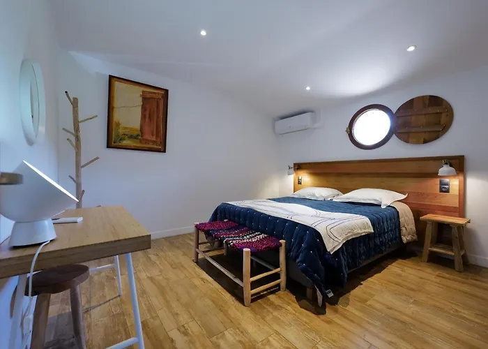 Domaine Pozzo Di Mastri & Hotel Figari (Corsica)